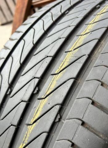 Continental ContiUltraContact UC6 245/50 R18