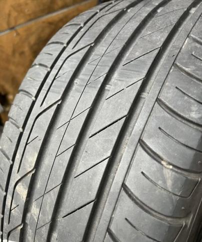 Bridgestone Turanza T001 225/45 R17