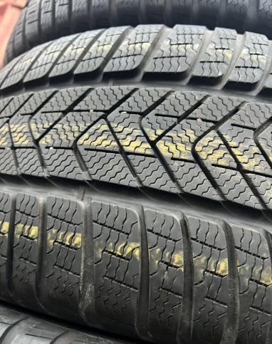 Pirelli Winter Sottozero 3 275/40 R18