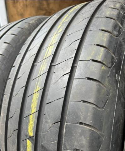 Goodyear EfficientGrip 2 SUV 275/60 R20