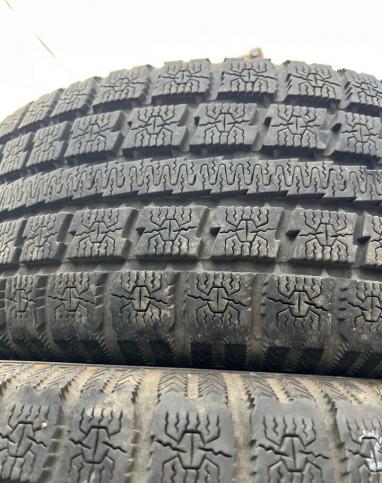 Toyo Garit G4 215/60 R16