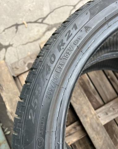 Pirelli Scorpion Winter 255/40 R21