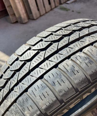 Continental Conti4x4WinterContact 215/60 R17