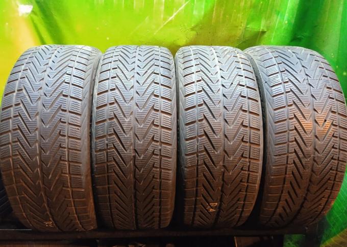 Vredestein Wintrac 4 Xtreme 275/45 R20