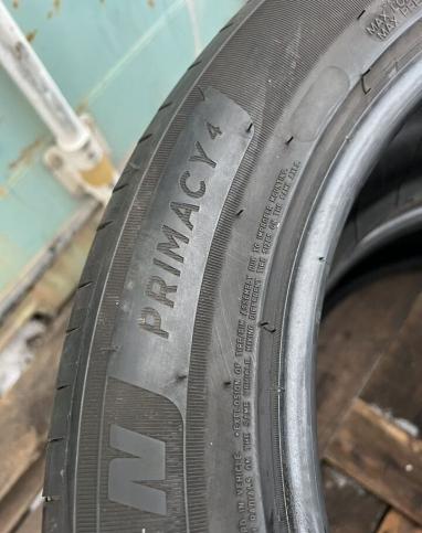 Michelin Primacy 4 235/50 R17