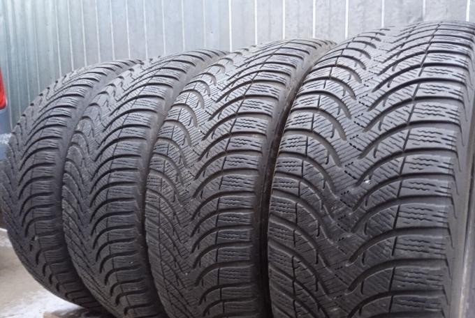 Michelin Alpin 4 215/55 R16