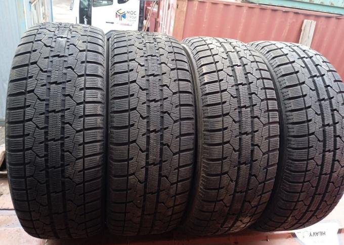 Toyo Observe Garit GIZ 205/55 R16