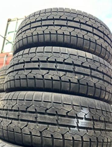 Toyo Observe Garit GIZ 205/55 R16