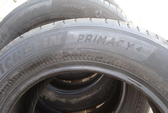 Michelin Primacy 4 215/60 R17