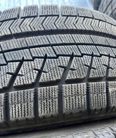 Bridgestone Blizzak VRX 225/50 R17