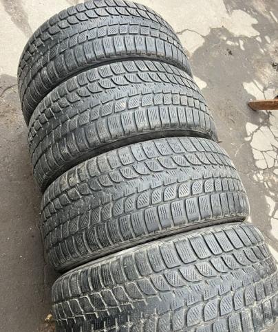 Bridgestone Blizzak LM-25 255/50 R19