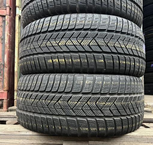 Pirelli Winter Sottozero 3 235/35 R20