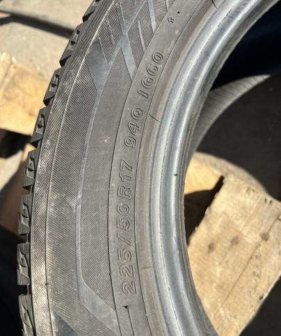 Yokohama Ice Guard IG60 225/50 R17