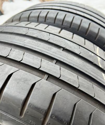 Pirelli P Zero PZ4 245/40 R21