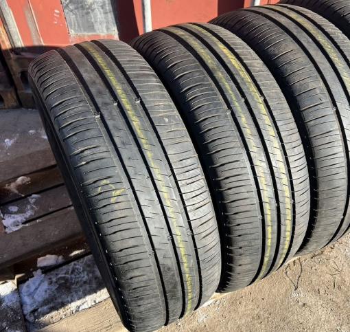 Michelin Energy XM2 215/60 R16