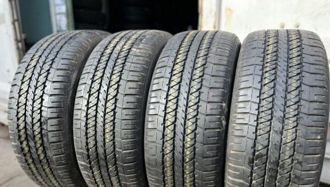 Bridgestone Dueler H/T 684III 275/50 R22