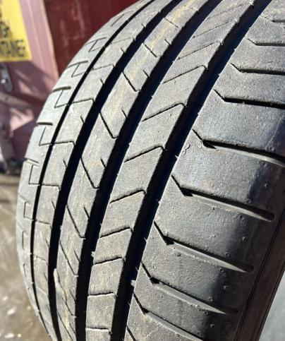 Pirelli P Zero PZ4 305/30 R20