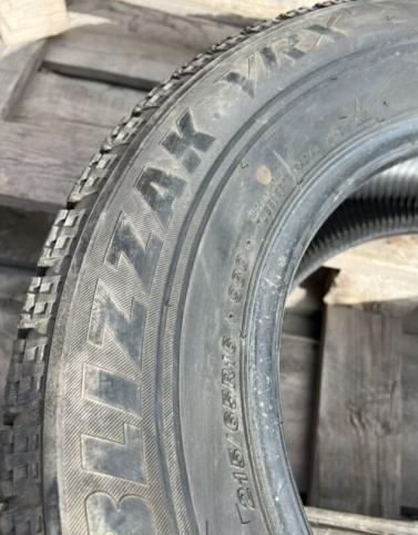 Bridgestone Blizzak VRX 215/65 R16