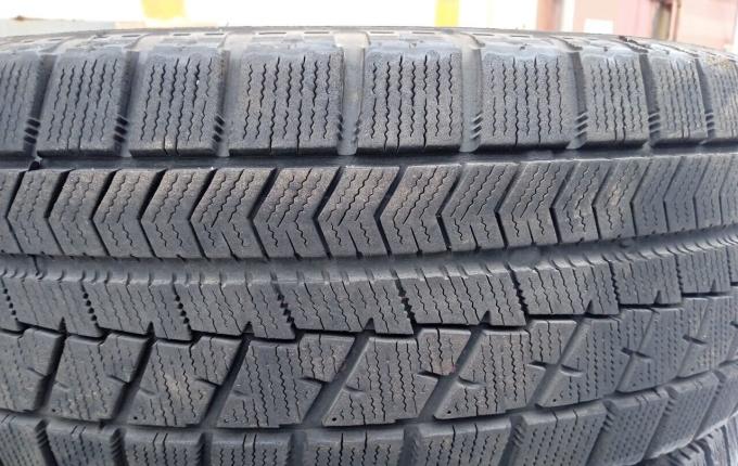 Bridgestone Blizzak VRX 195/65 R15