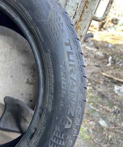 Bridgestone Turanza T005A 215/55 R17