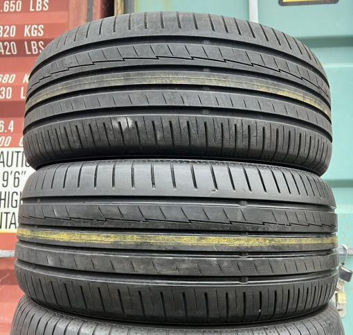 Yokohama BluEarth AE50 235/50 R17