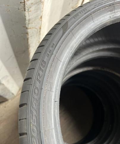 Pirelli P Zero PZ4 205/40 R18