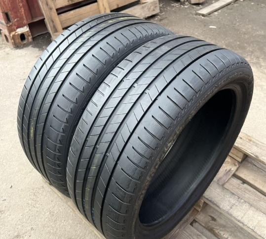 Bridgestone Turanza T005 225/40 R18