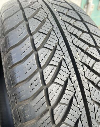 Goodyear UltraGrip 8 Performance 205/60 R16