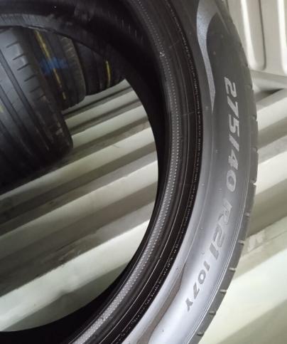 Pirelli P Zero PZ4 275/40 R21