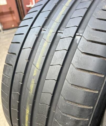 Pirelli P Zero PZ4 275/40 R21