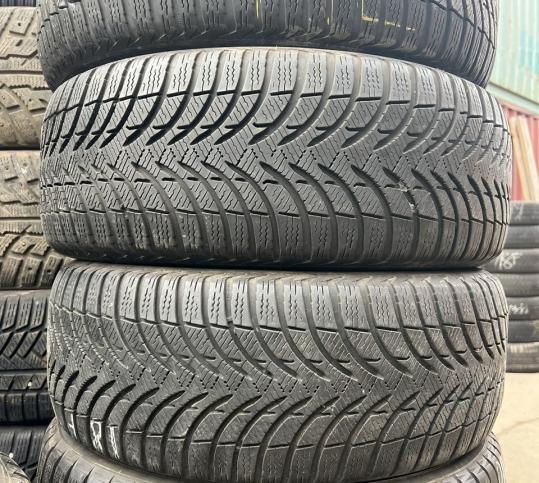 Michelin Alpin 4 215/55 R16