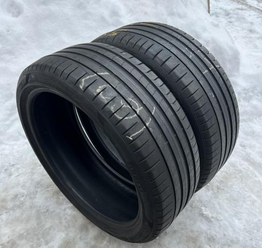 Pirelli P Zero PZ4 245/40 R21