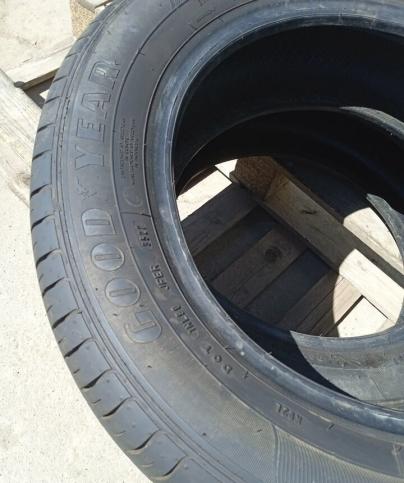 Goodyear OptiLife 185/60 R15