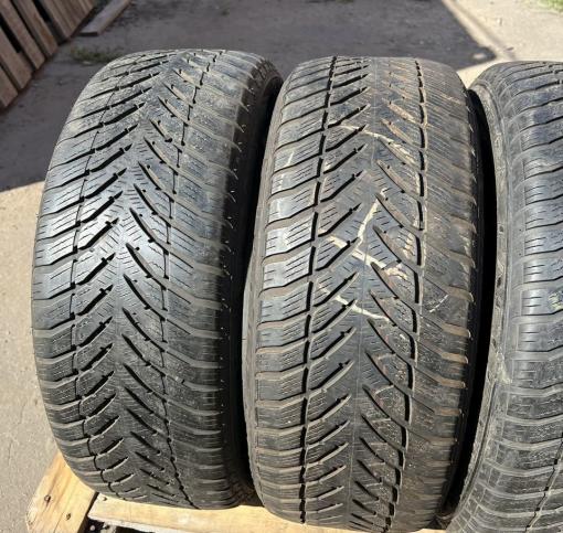 Goodyear Eagle Ultra Grip GW-3 205/50 R17