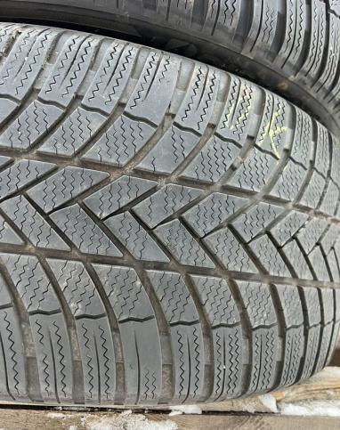 Bridgestone Blizzak LM-005 255/40 R20