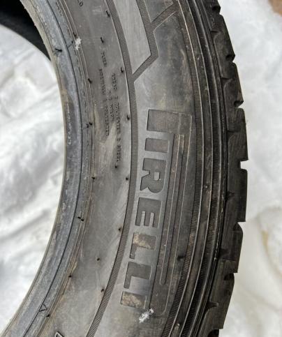 Pirelli Carrier 205/65 R16C