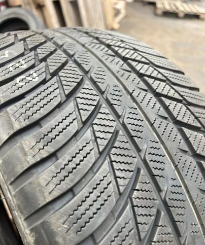 Bridgestone Blizzak LM-001 225/50 R17