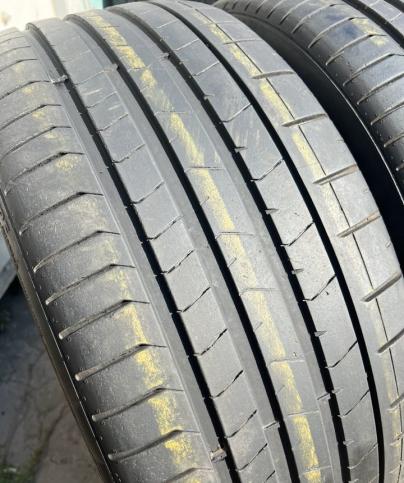 Pirelli P Zero PZ4 325/30 R23