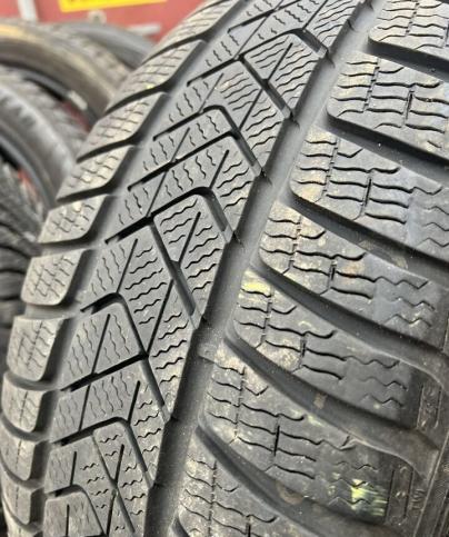 Pirelli Winter Sottozero 3 245/45 R18