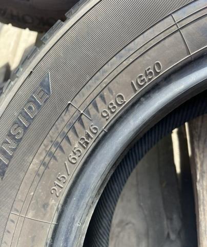 Yokohama Ice Guard IG50+ 215/65 R16