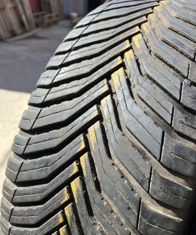 Michelin CrossClimate 2 215/55 R17