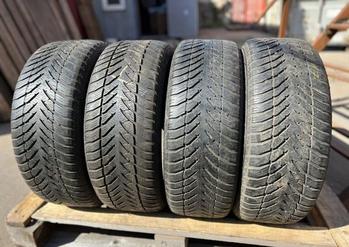 Goodyear Eagle Ultra Grip GW-3 205/50 R17