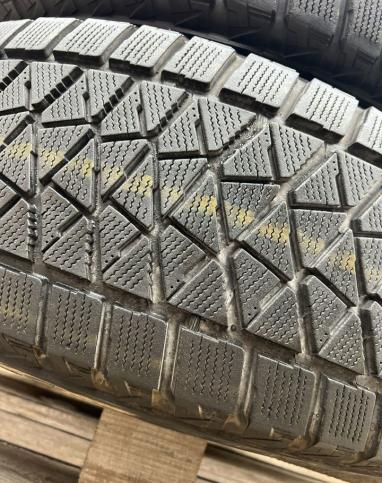 Bridgestone Blizzak DM-V2 275/60 R20