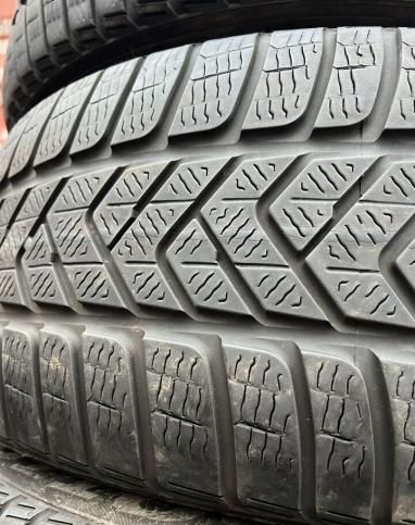 Pirelli Winter Sottozero 3 255/45 R19