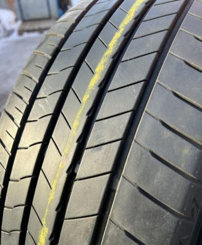 Bridgestone Turanza T005 245/45 R20