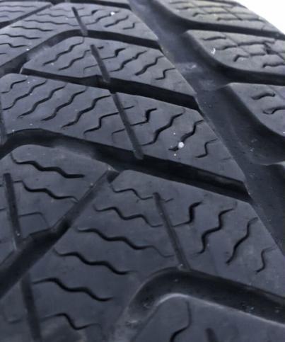 Pirelli Winter Sottozero 3 215/55 R18