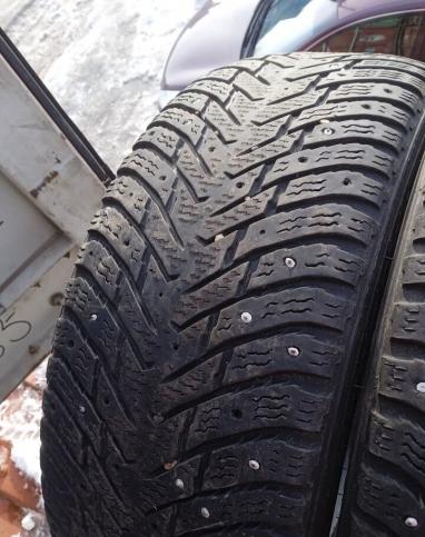 Nokian Tyres Hakkapeliitta 8 215/55 R17