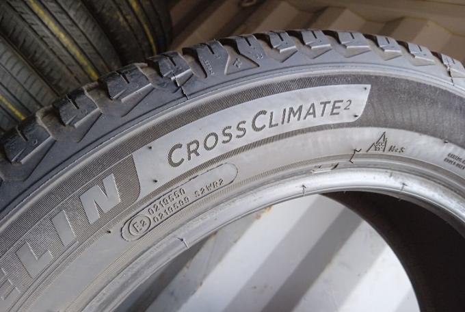 Michelin CrossClimate 2 215/55 R17