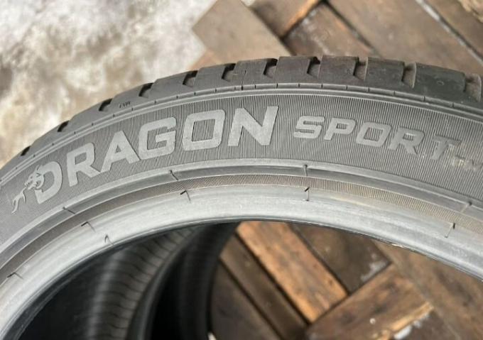 Pirelli Dragon Sport 235/40 R18