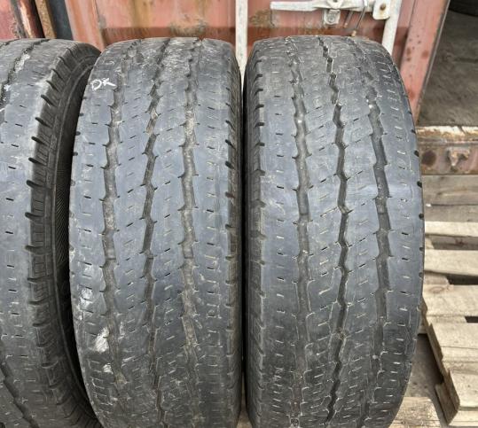 Continental VancoCamper 215/70 R15C